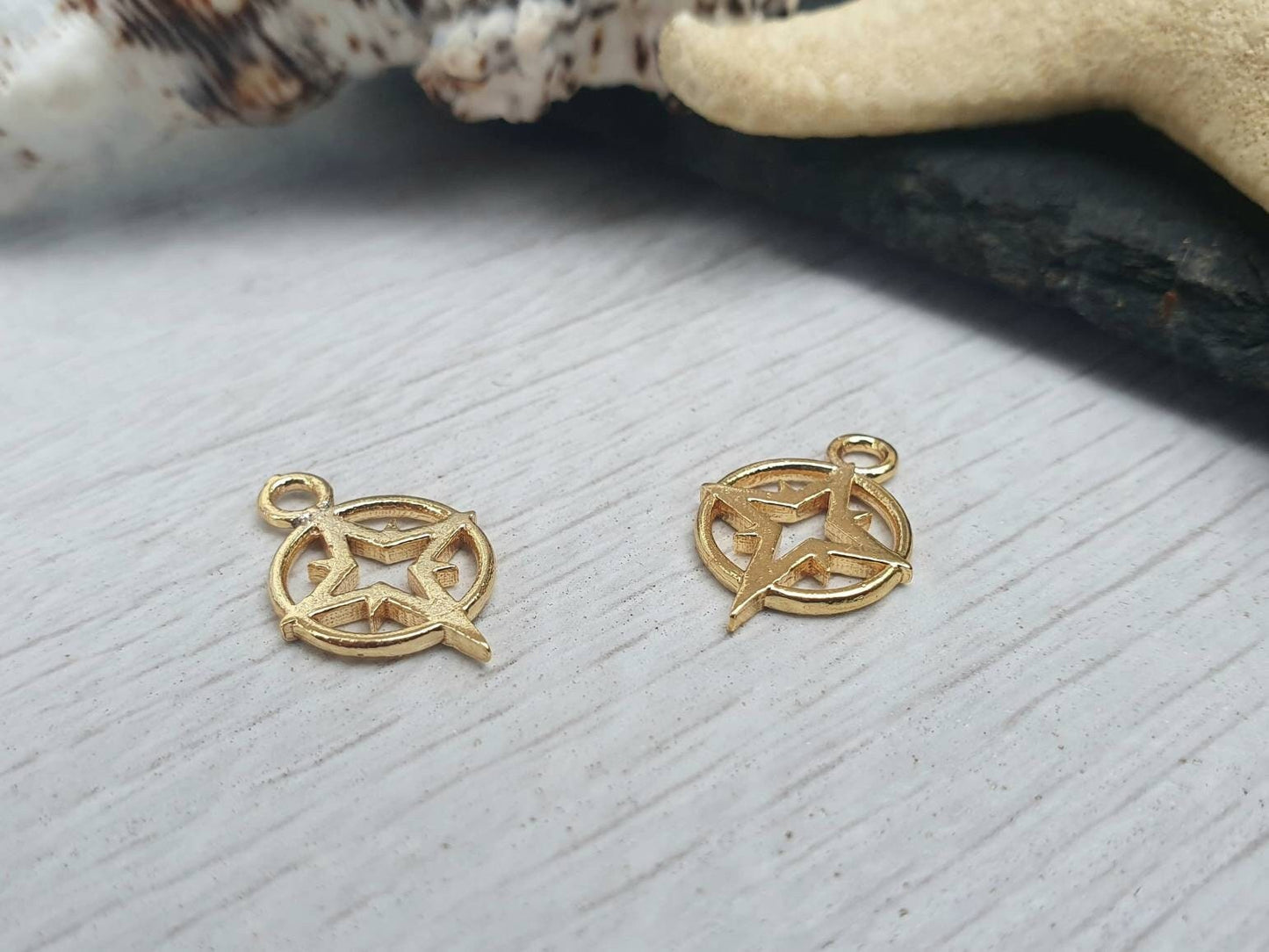 16 x 11mm Gold Plated North Star Compass Charms | 2Pcs