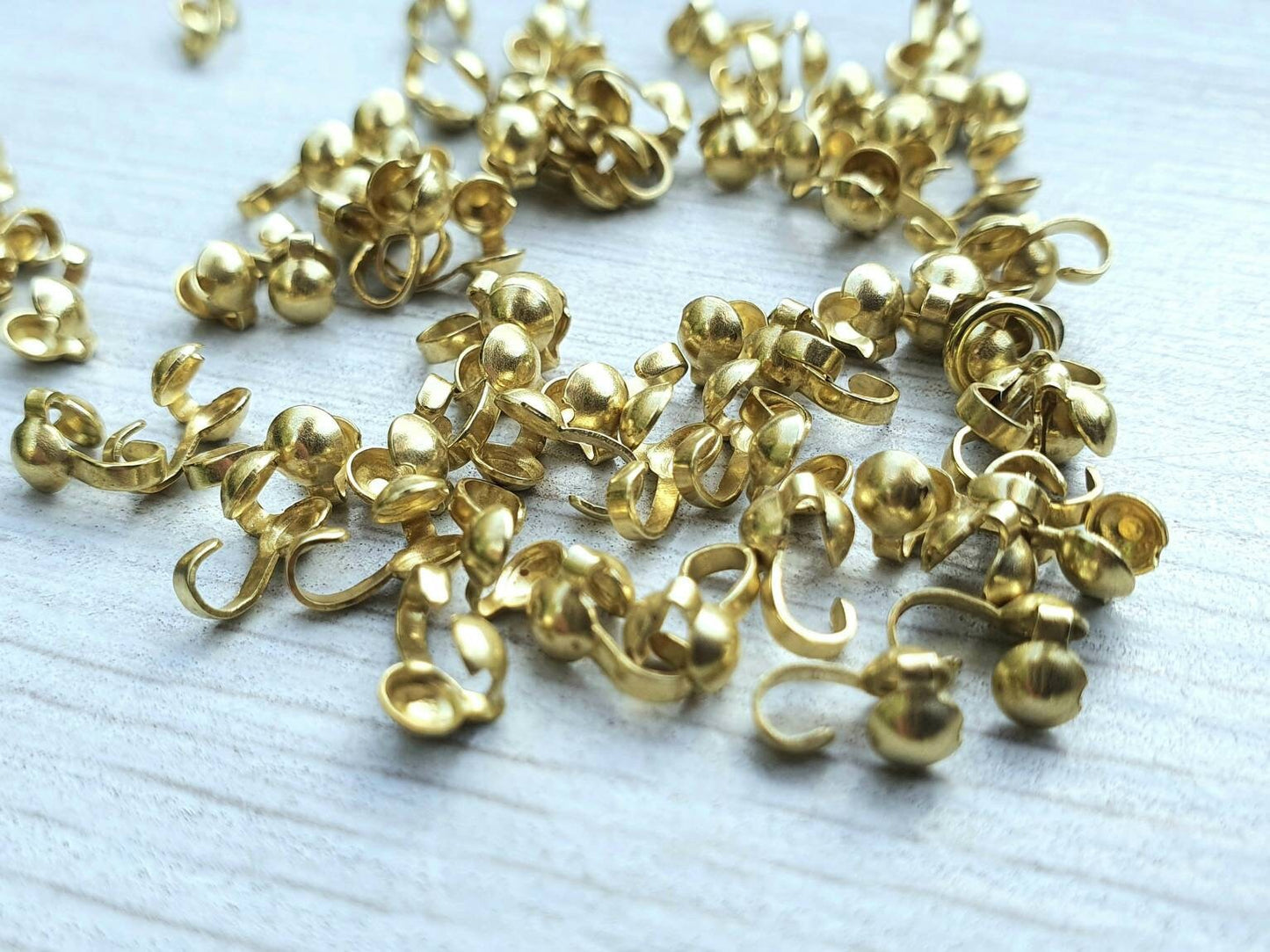 20pcs Raw Brass Clamshell Bead Tips | 7.5 x 4.3mm Bead Tips | Side Opening