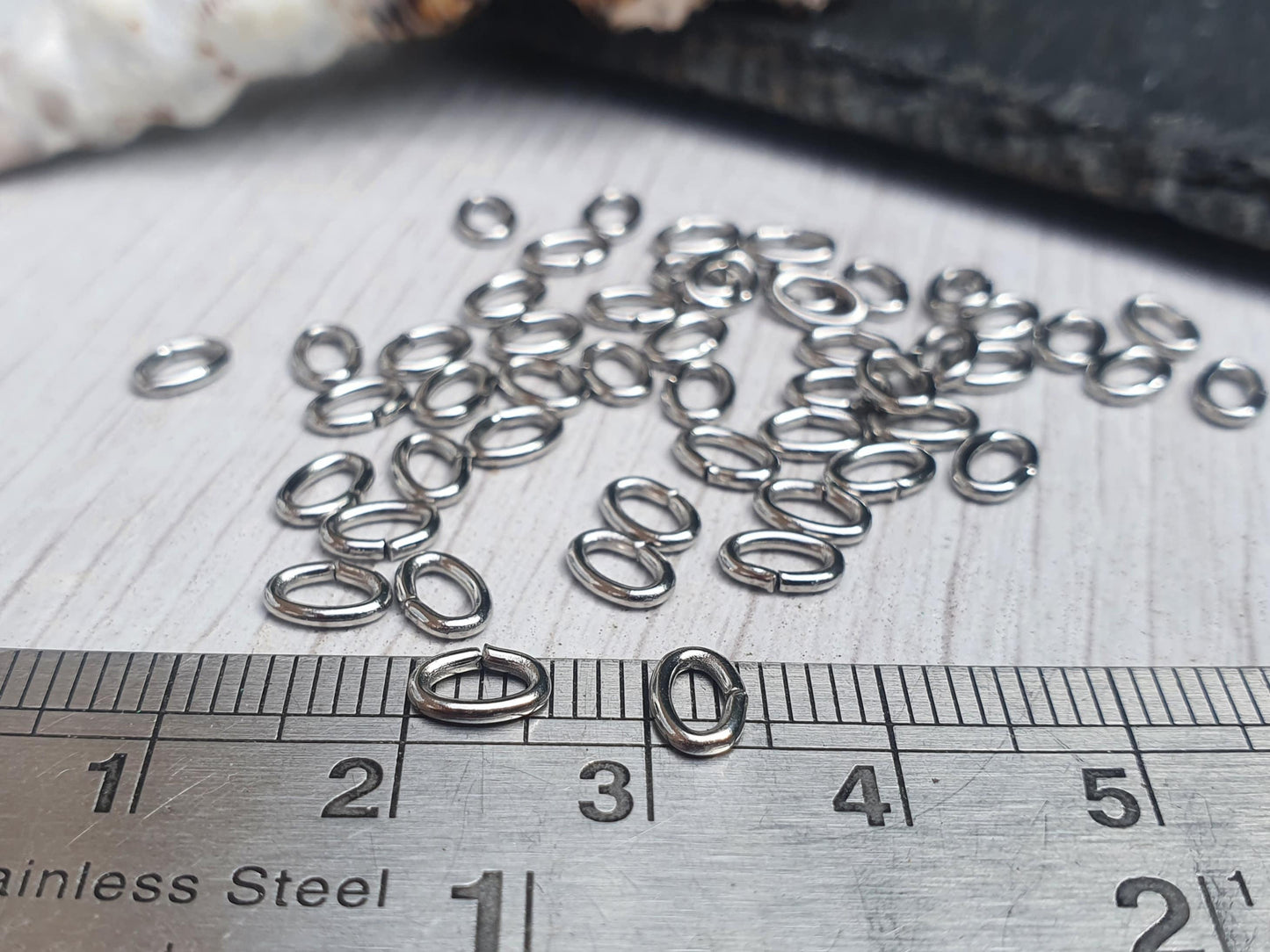 4 x 6mm Stainless Steel Oval Jump Rings | 18g Wire | 30 Pcs