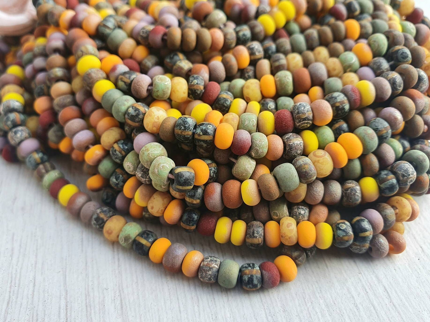 5/0 Matted Candy Corn Picasso Seed Beads | 4.5mm Beads | Full Strand