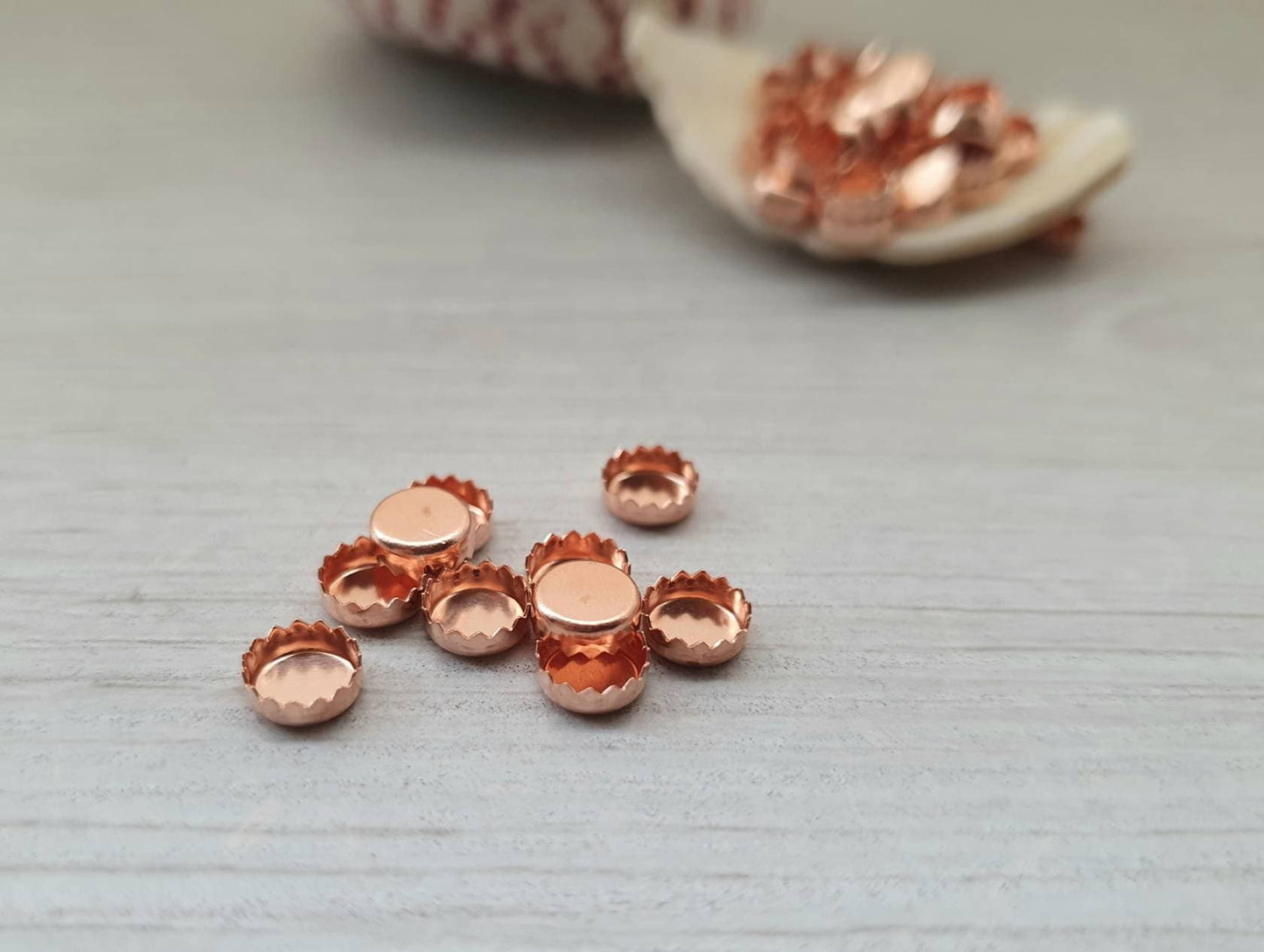 5mm Copper Round Serrated Bezel Cups 10 Pieces Troubles Supplies