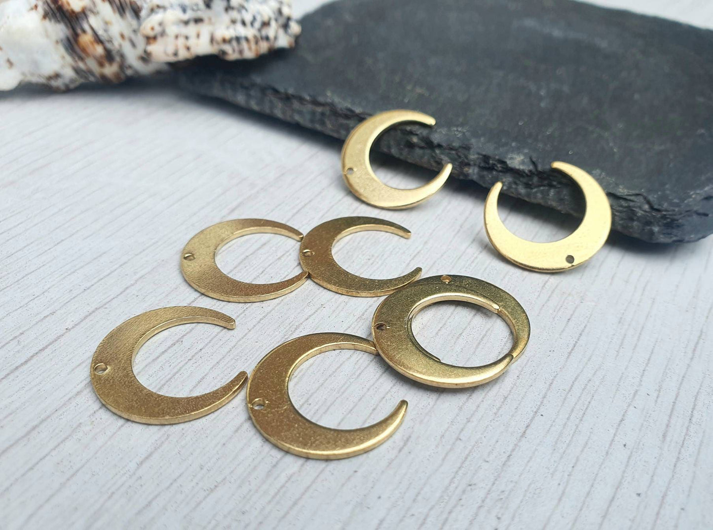 18 x 16.5mm Raw Brass Crescent Moon Pendants | 8 Pcs