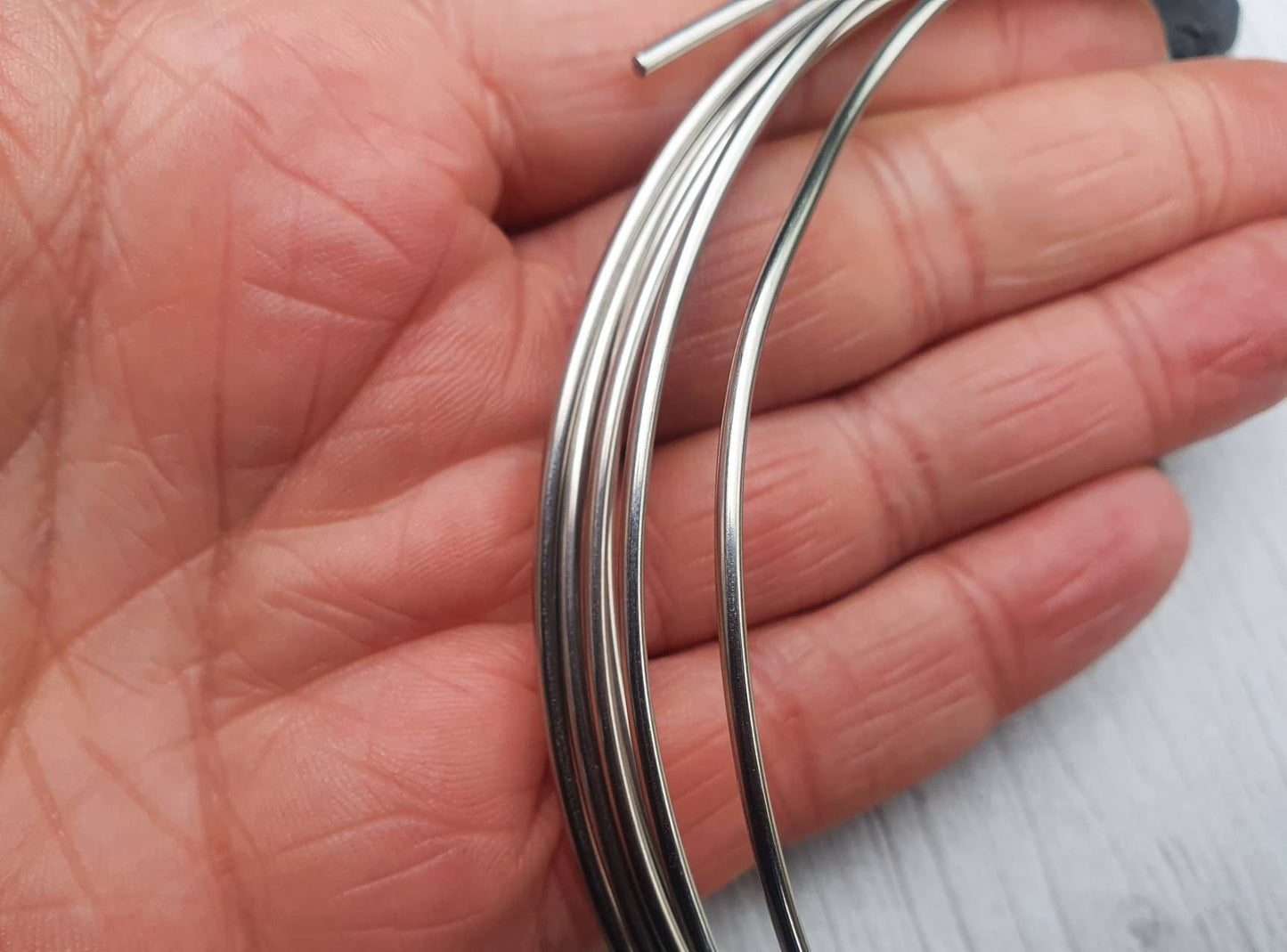 14g (1.6mm) Stainless Steel Round Jewellery Making Wire | 304 Grade | 2 Metres