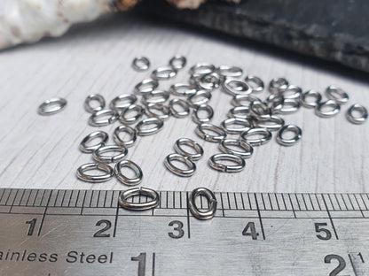 4 x 6mm Stainless Steel Oval Jump Rings | 18g Wire | 30 Pcs