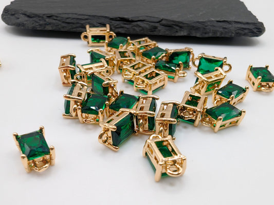 4 x Facetted Rectangle Green Glass Connectors With Gold Plated Framing | 12 x 5mm